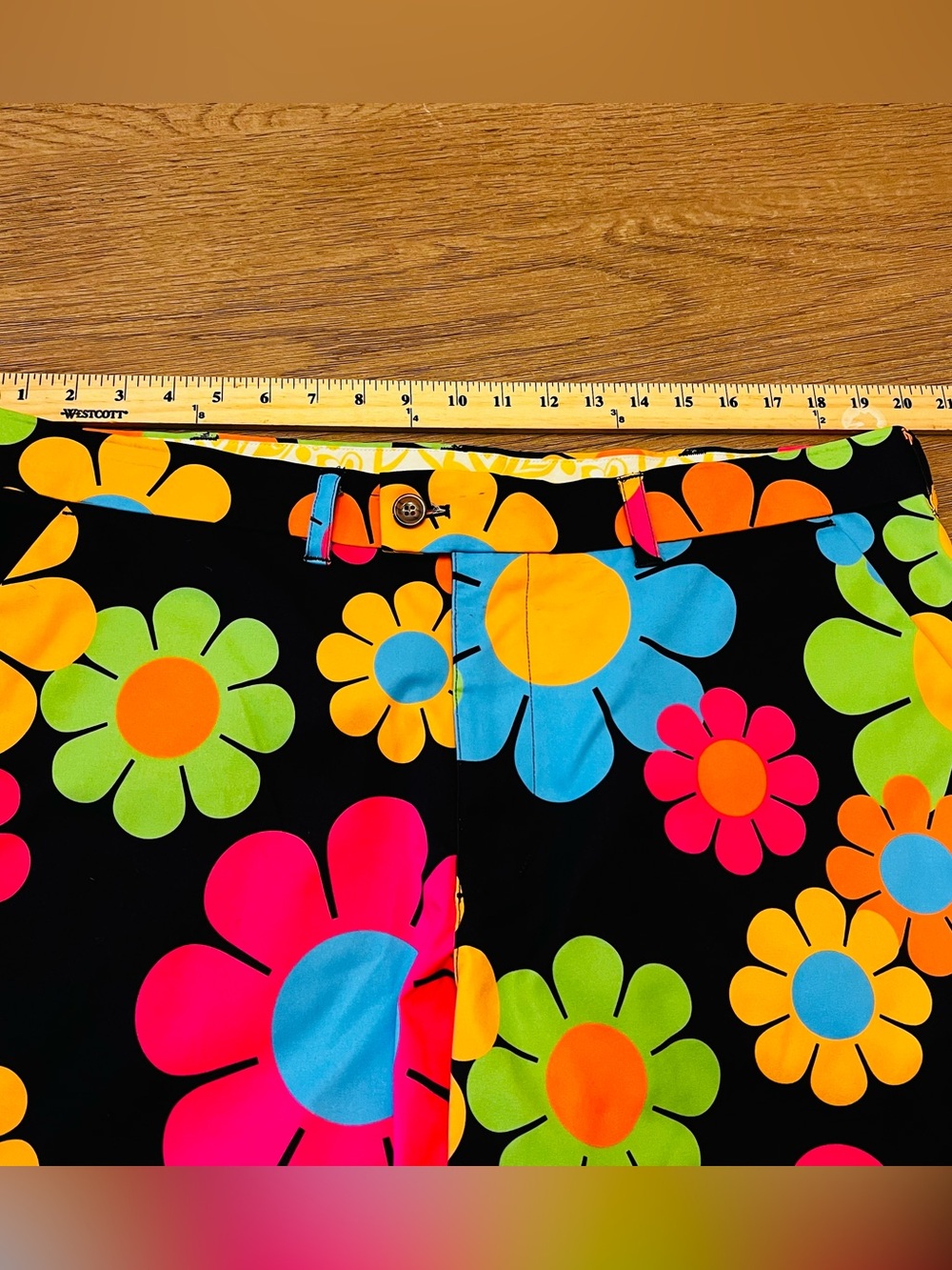 Loudmouth Men's Black Bold Neon Floral Print Shorts -Sz 40 W - Picture 5 of 9